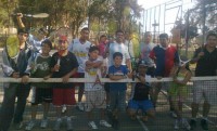 /album/socios-del-club-y-jugadores-/socios-del-club-y-alumnos-de-la-rama-del-tenis-jpg/